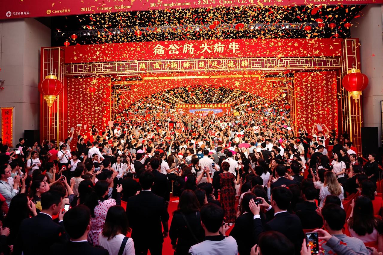 5g影院《星辰大海》票房突破30亿，创华语科幻新纪录